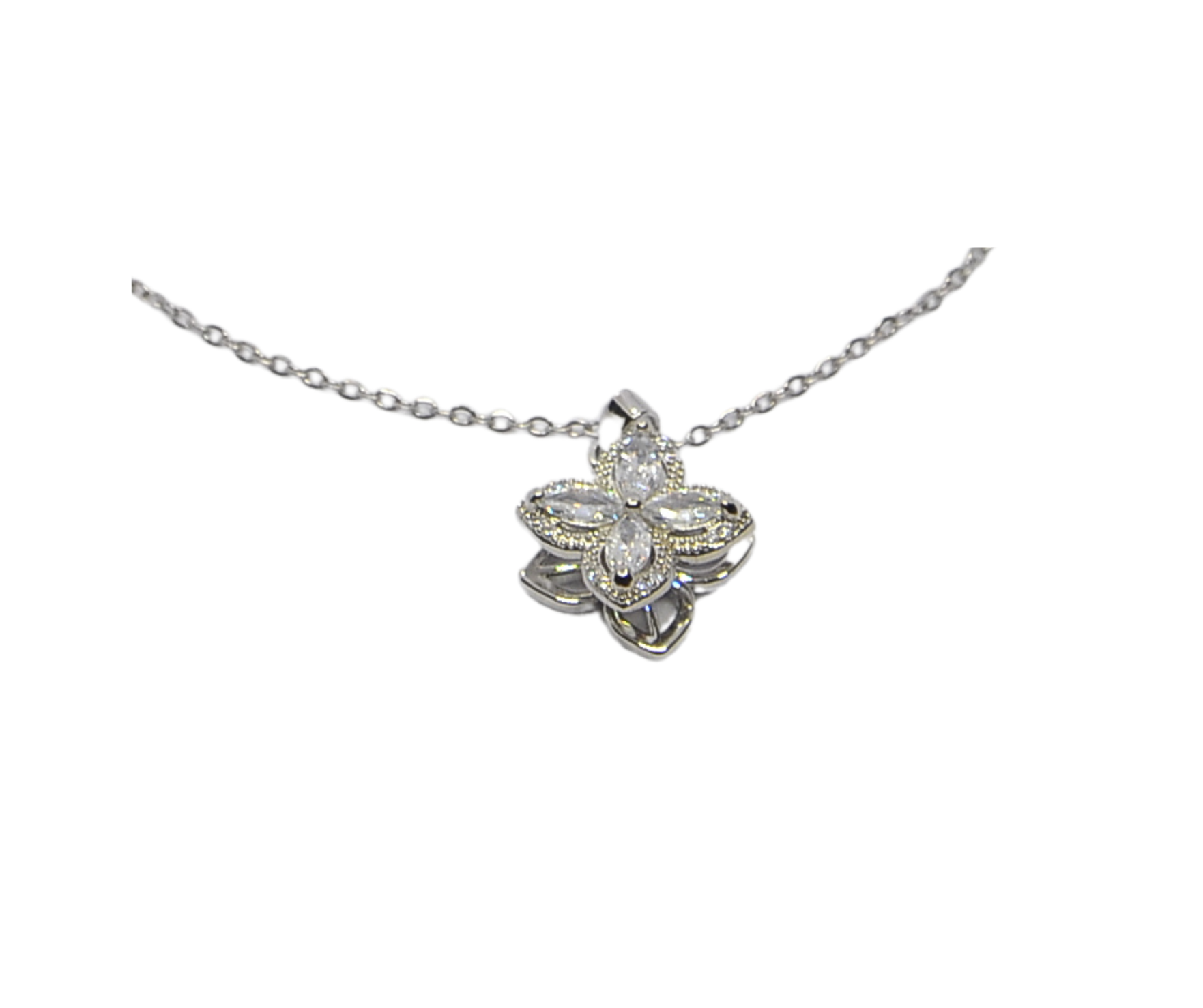 Luxe Petal Floral Pendant Necklace