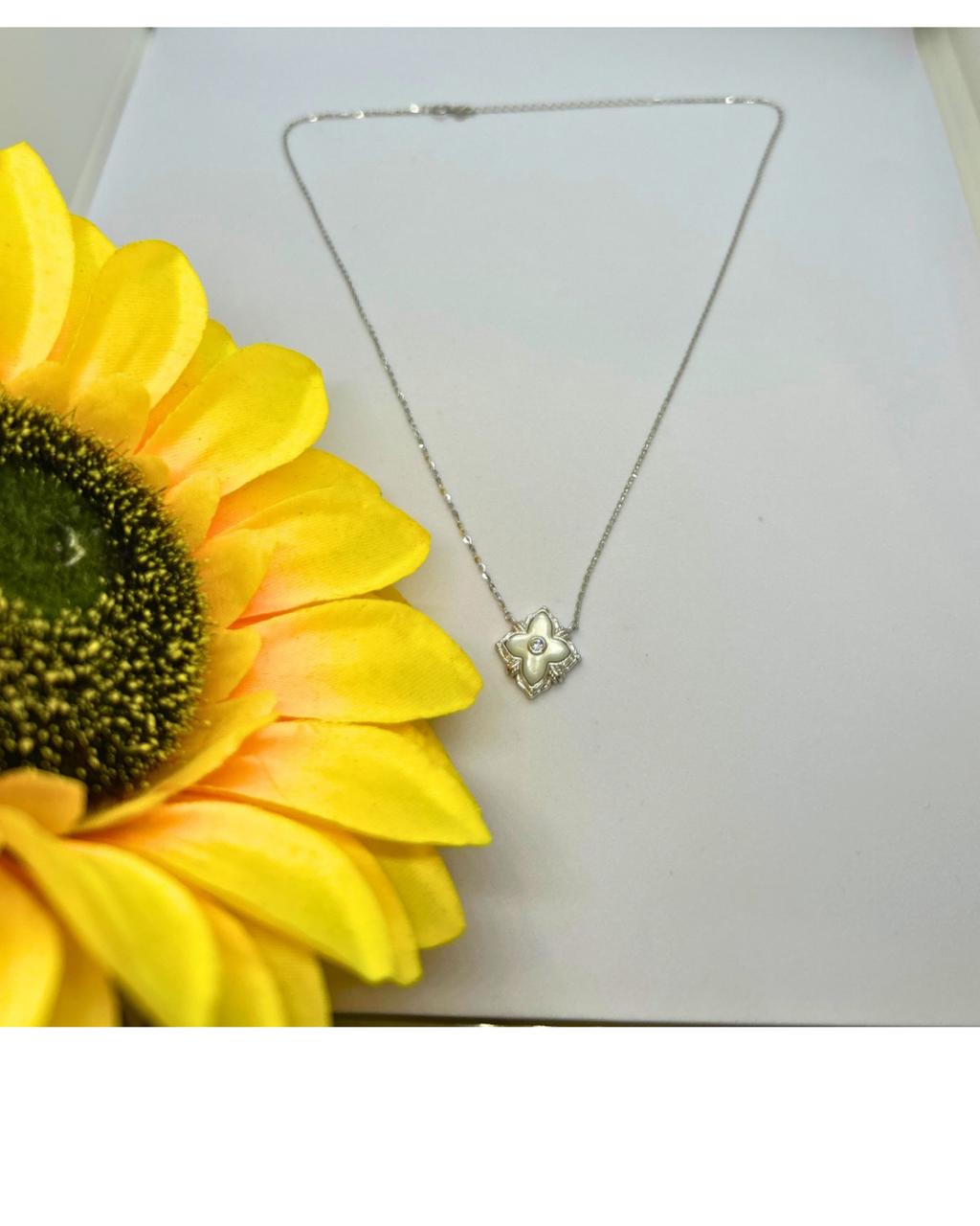 Luster Bloom Necklace