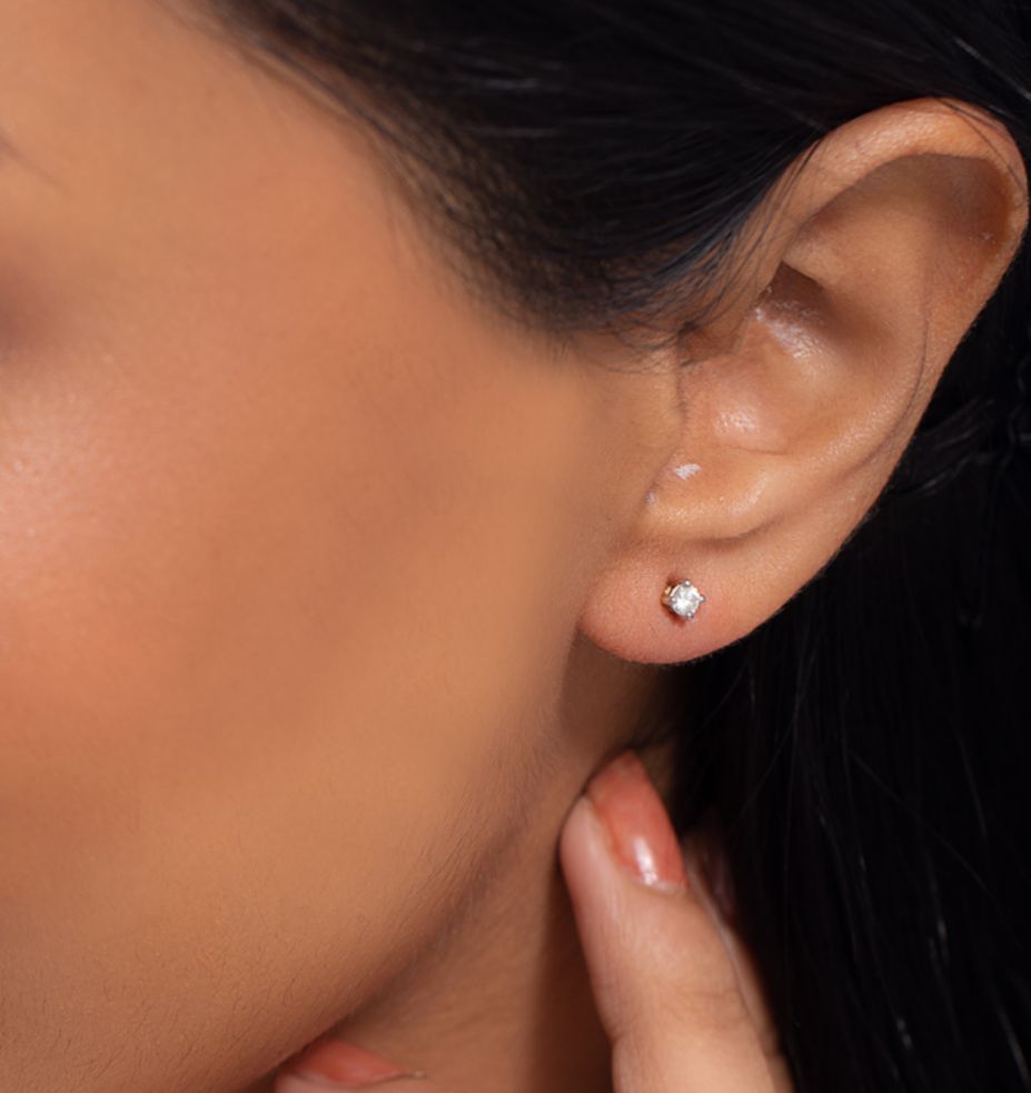 Minimalist Solitaire Zarkan Studs